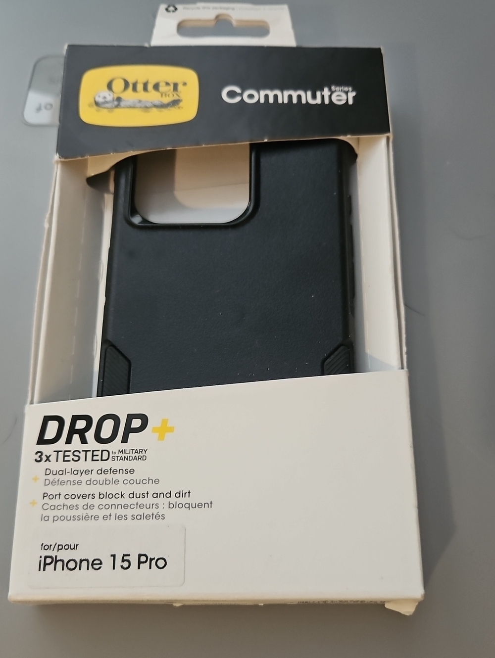 OTTERBOX IPHONE 15 PRO COMMUTER CASE: BLACK: NEW IN PACKAGE